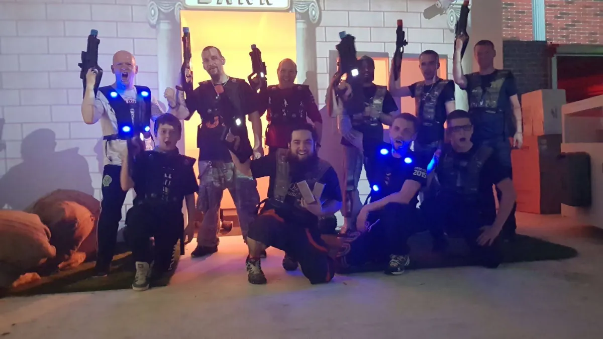 Des joueurs enthousiastes chez LaseRed Etoy